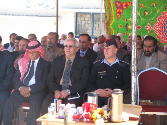 تكريم المحاربين القدامى في مدرسة أسعره الأساسية للبنات ( صور )